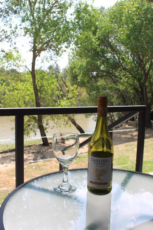 At The River Guest House Kroonstad Ngoại thất bức ảnh