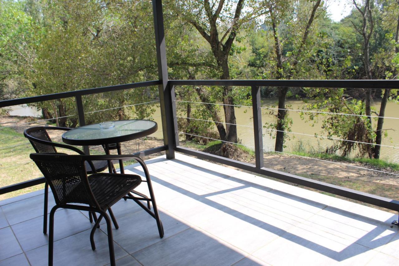 At The River Guest House Kroonstad Ngoại thất bức ảnh